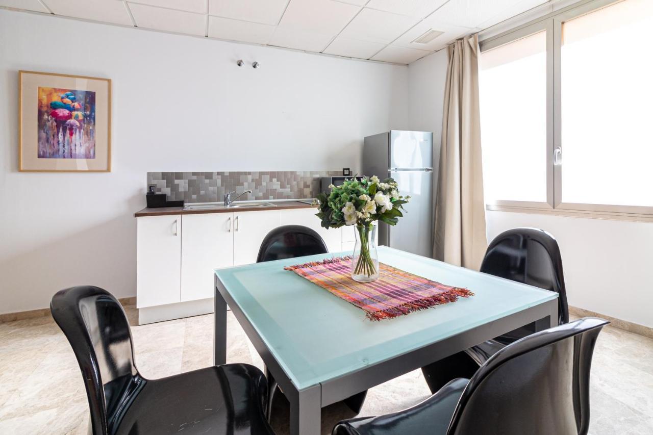 Saenz Suites Gallery By Bossh! Apartments Málaga Eksteriør bilde