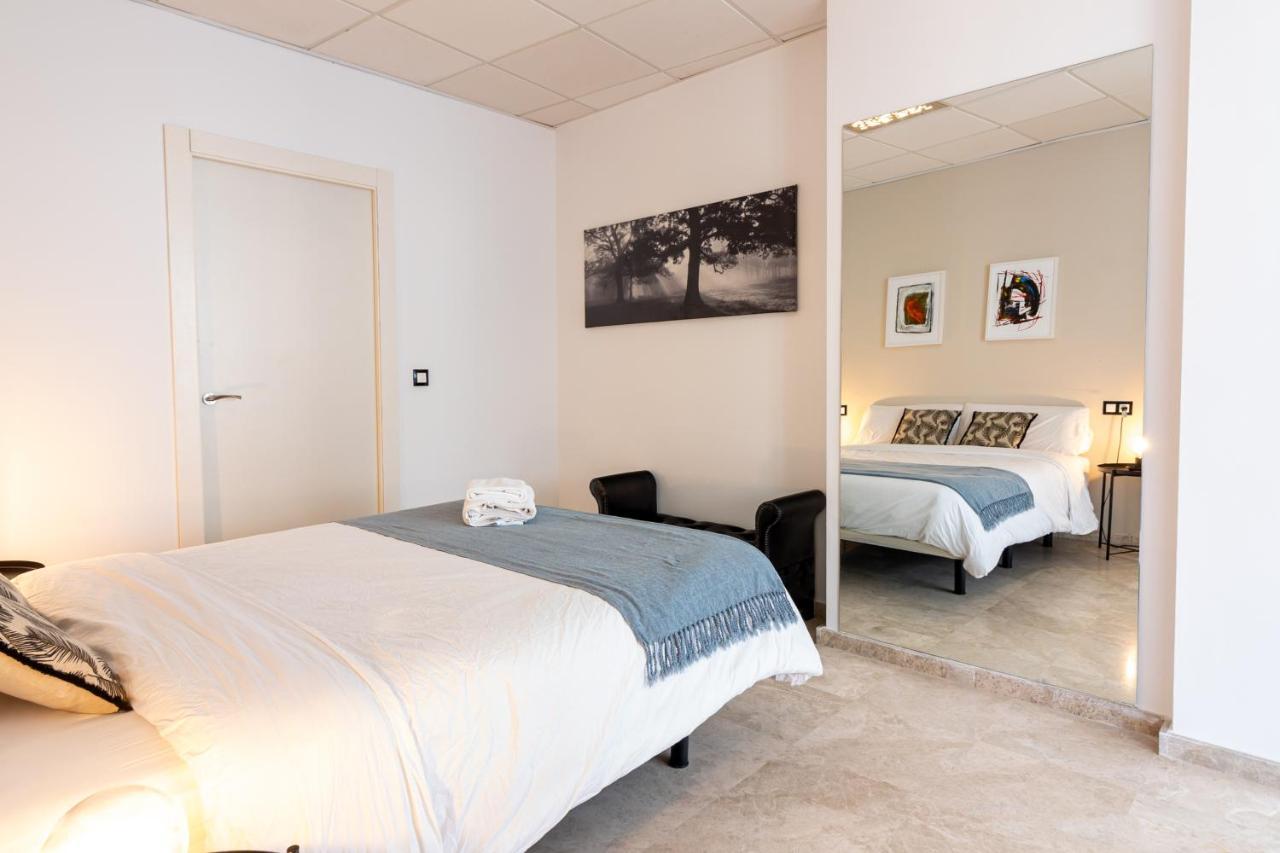 Saenz Suites Gallery By Bossh! Apartments Málaga Eksteriør bilde