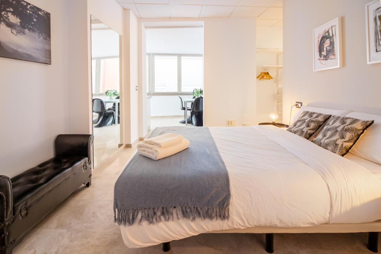 Saenz Suites Gallery By Bossh! Apartments Málaga Eksteriør bilde