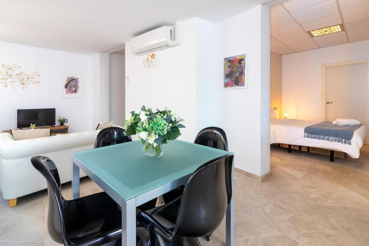Saenz Suites Gallery By Bossh! Apartments Málaga Eksteriør bilde